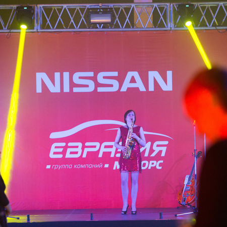 Открытие второго автосалона Nissan — Олег Борисов 2016 Омск