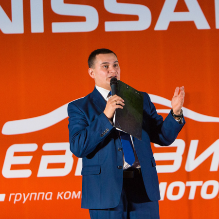 Открытие второго автосалона Nissan — Олег Борисов 2016 Омск